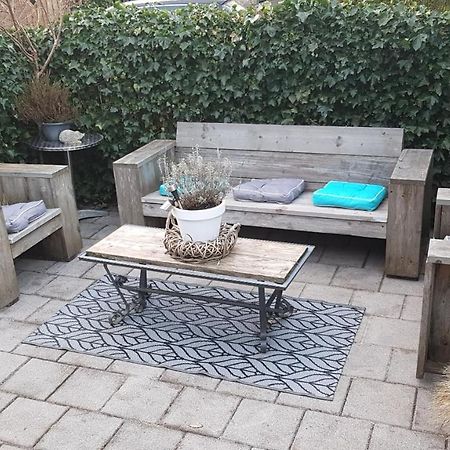 Rijs Chalet Gaasterland Bos-Ijsselmeer 4 Pers. מראה חיצוני תמונה